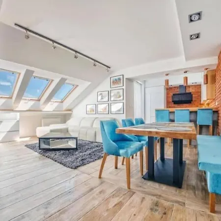 Close-golden - Cozy And Bright - Great Location &swietej Barbary Apartament *